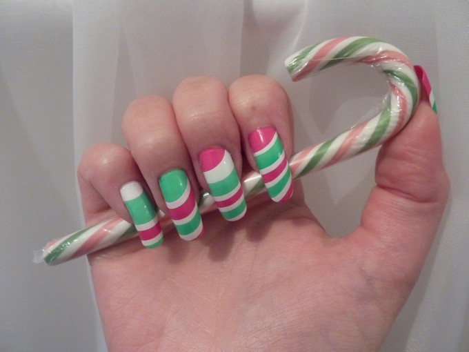 Gorgeous Christmas Nail Designs