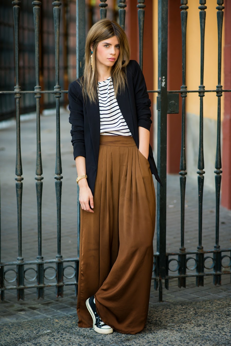 outfit with brown pants