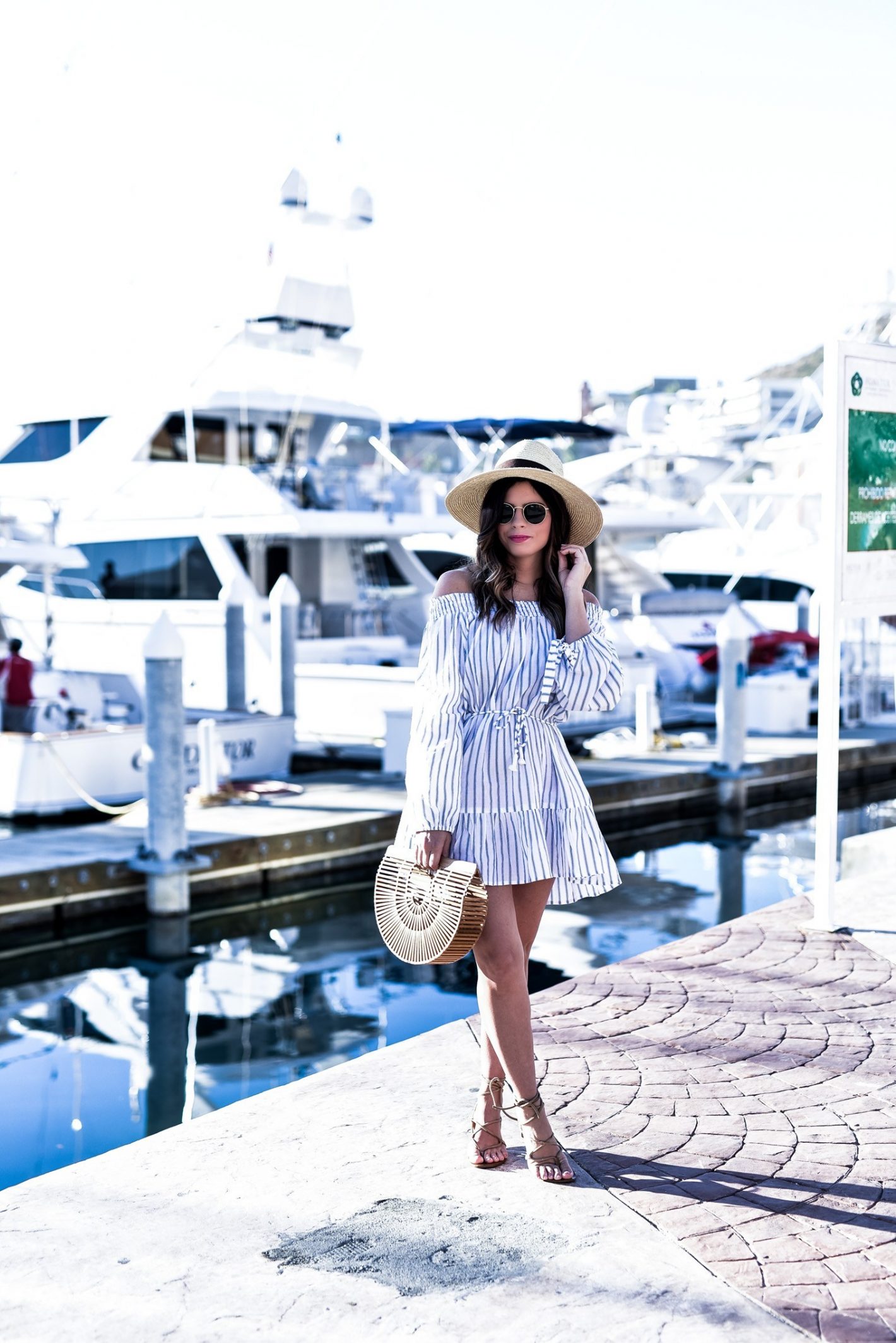 Vacation Outfit Ideas To Impress Everyone With Your Style