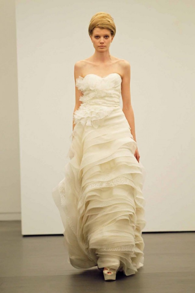 Vera Wang 2013 Beautiful Fall Bridal Collection