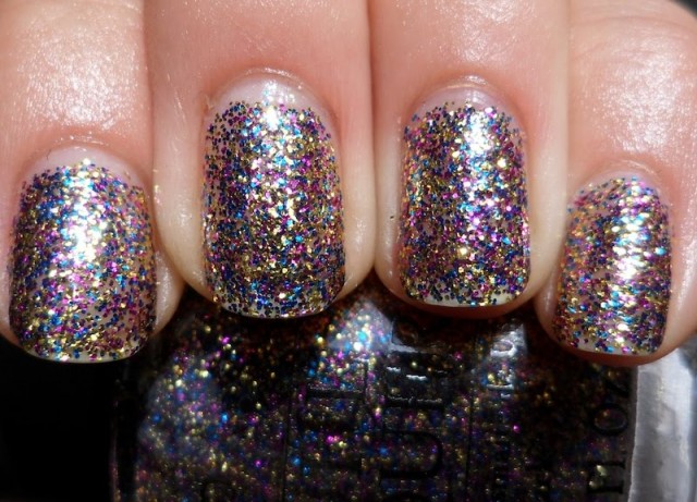 39 Glitter Nail Polish Ideas