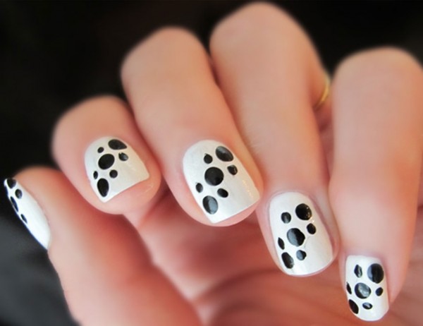 Black And White Manicure Ideas