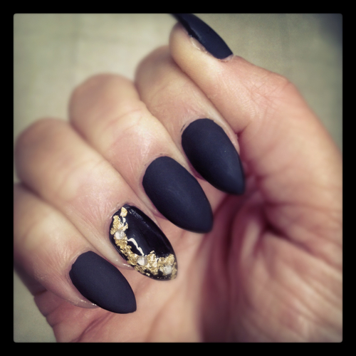 36 Trendy Nails With Golden Designs