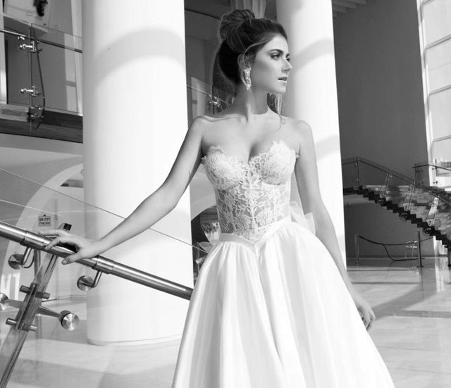 31 Gorgeous Wedding Dresses For Your Dream Wedding Night