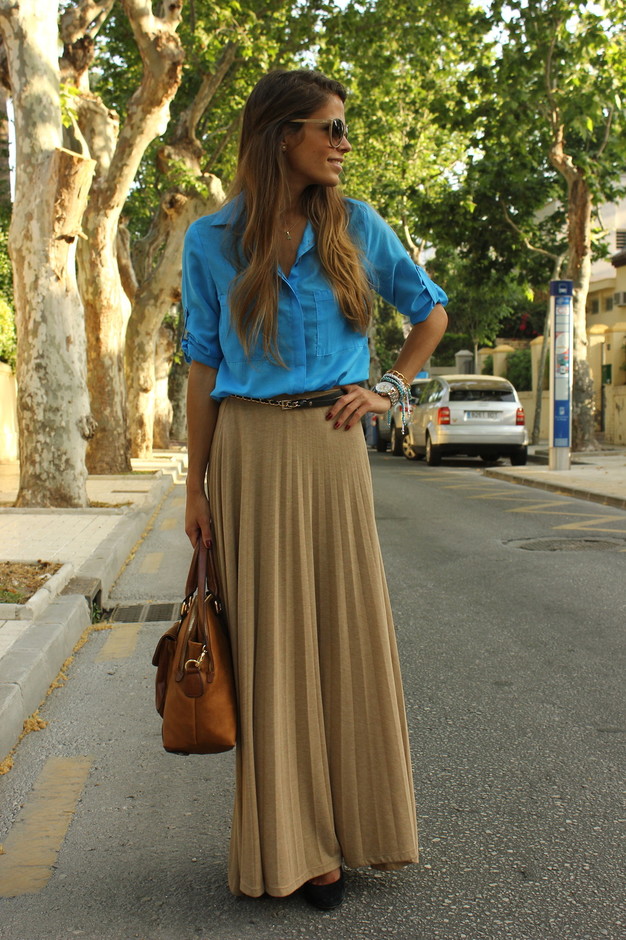 27 Trendy Maxi Skirts For This Fall