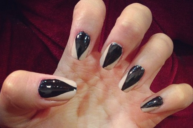 38 Inspirational Halloween Nails