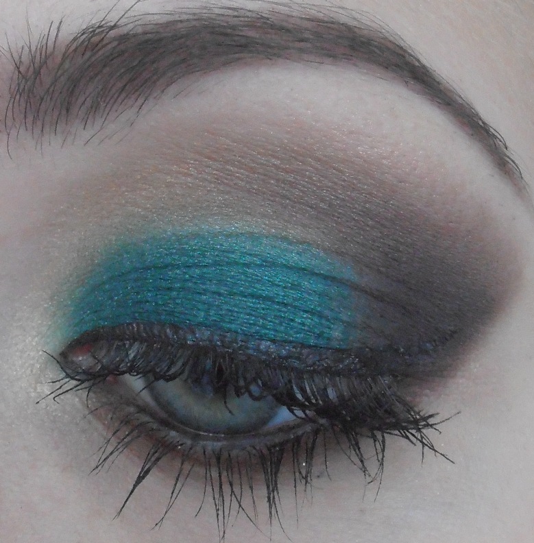 The Best Eyeshadow for Blue Eyes