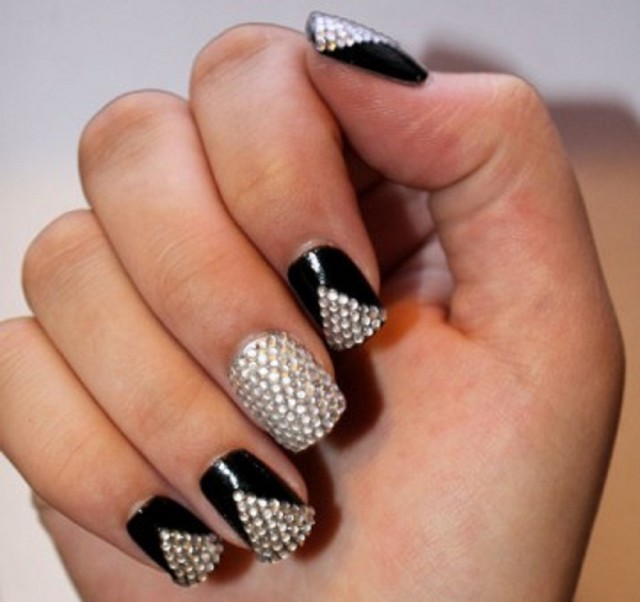 19 Fabulous and Attention Grabbing Nail Art Designs