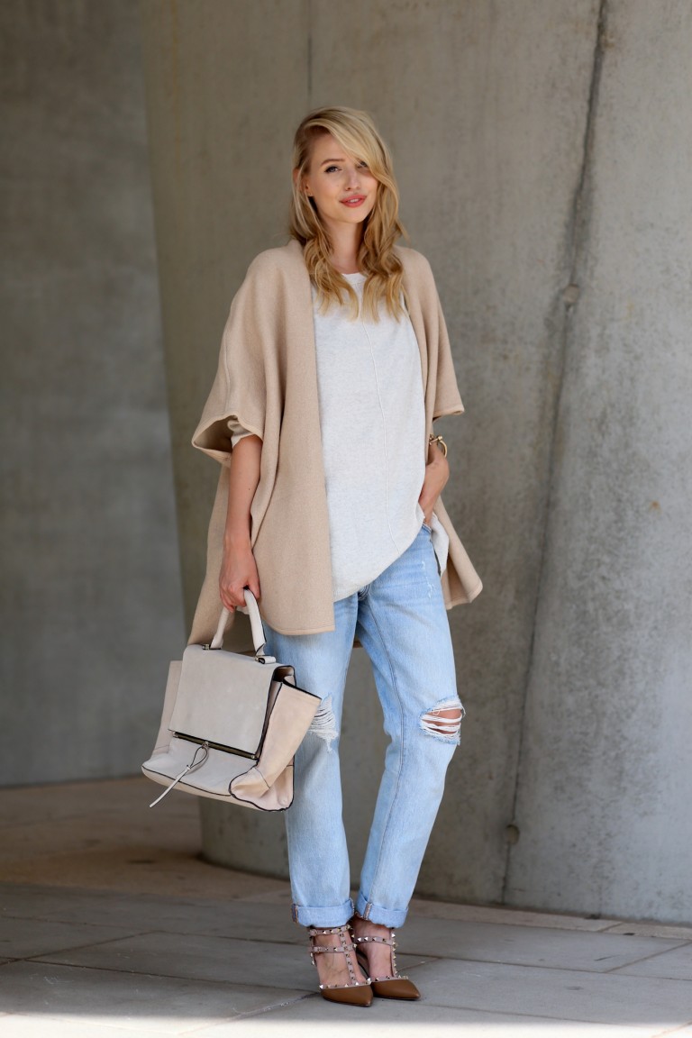 15 Simple Ways to Your Wear Beige Coat and Look Lovely