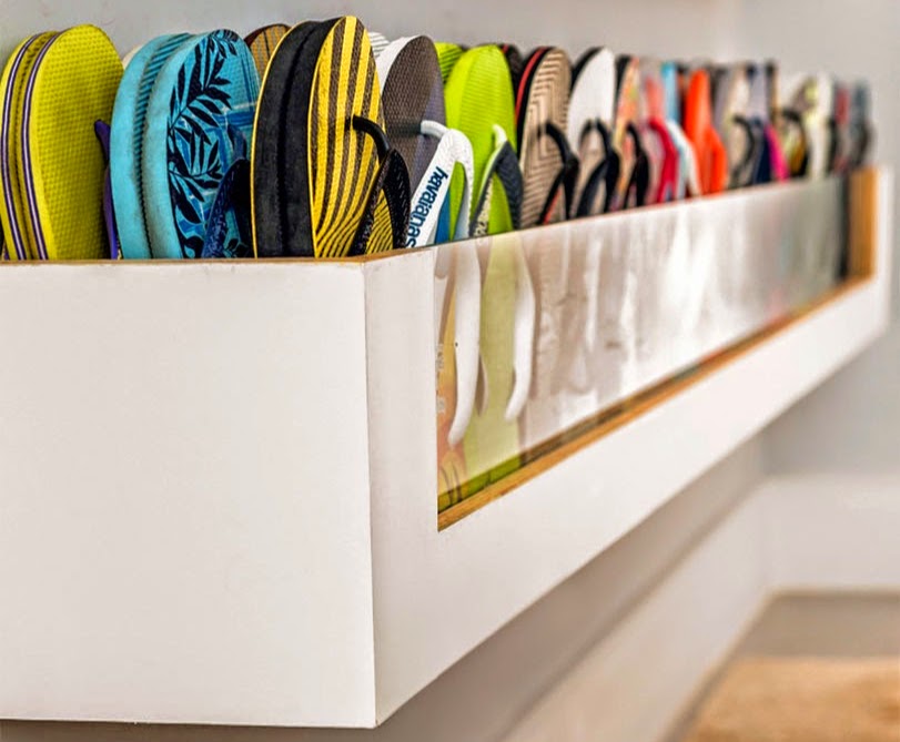 8 Clever Ways to Keep Your Flip-Flops Organized This Summer