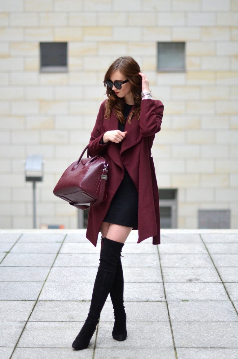 15 Awesome Burgundy Outfits That Will Catch Your Attention